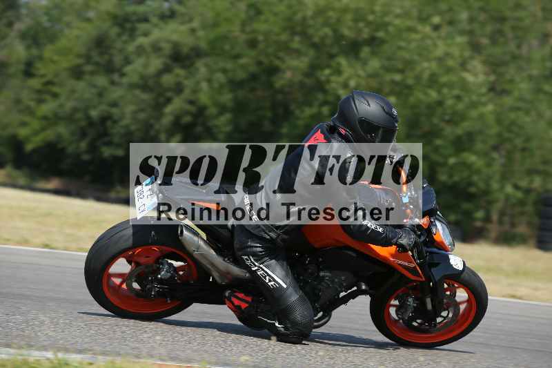 Archiv-2023/28 05.06.2023 Moto Club Anneau du Rhin/blanc-novice/7